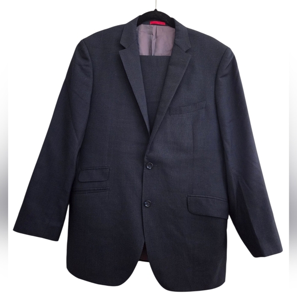 Classic Wool Navy Blue Men's Suit - Picture 1 of 8
